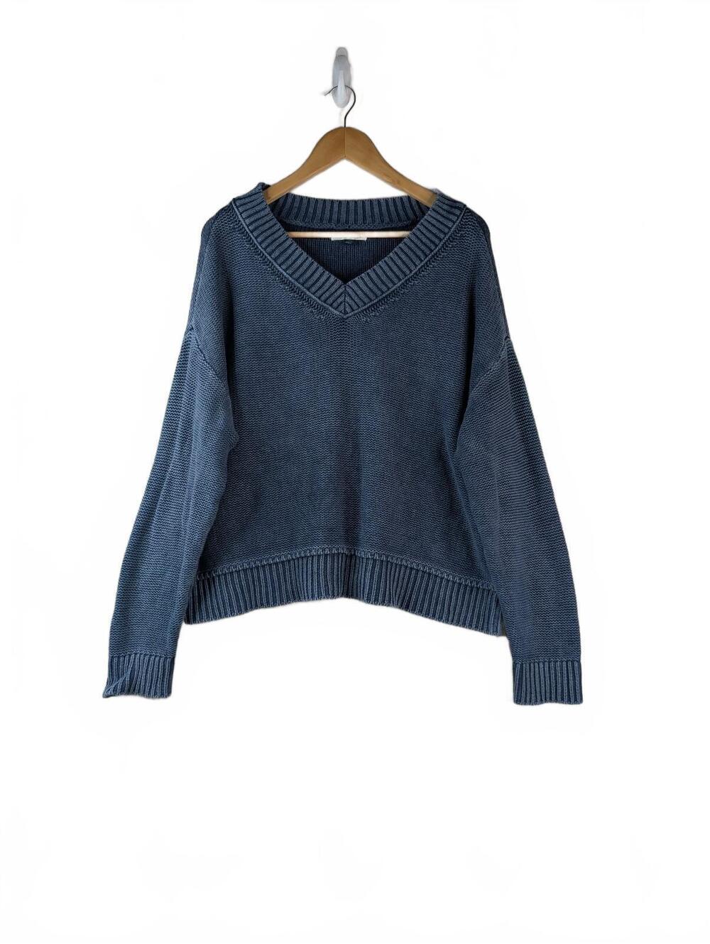 American Eagle Long Weekend V-Neck‎ Sweater Medium Blue Cotton Size M